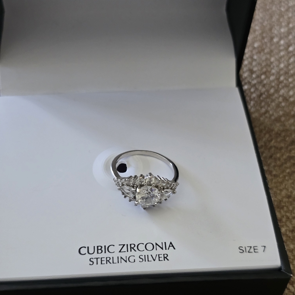 Giani Bernini Cubic Zirconia Sterling Silver Ring Size 7 New